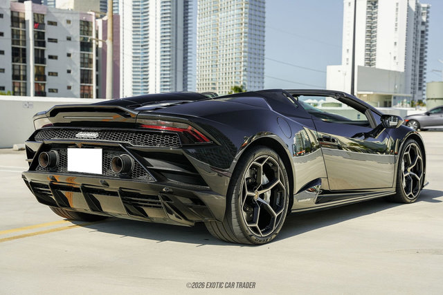Used 2020 Lamborghini Huracan EVO AWD/4WD image 8