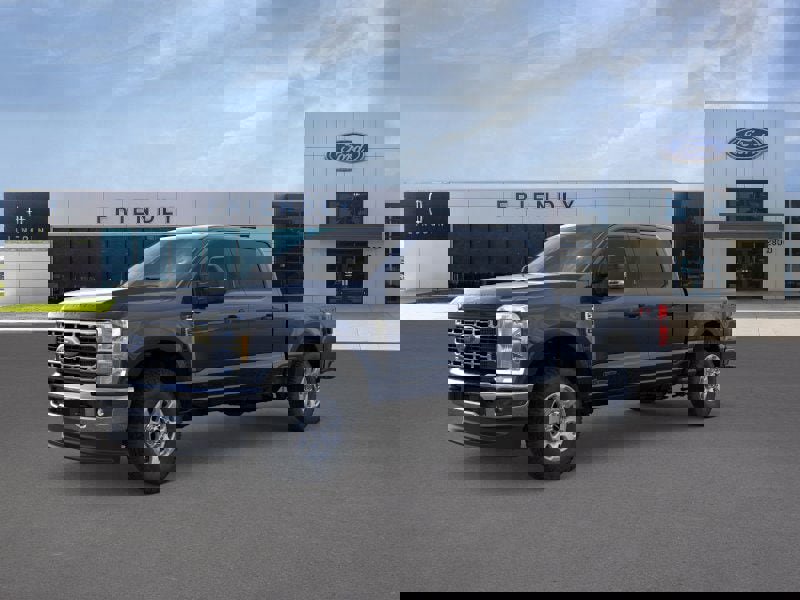 New 2025 Ford F350 XLT w/ 360-Degree Camera Package