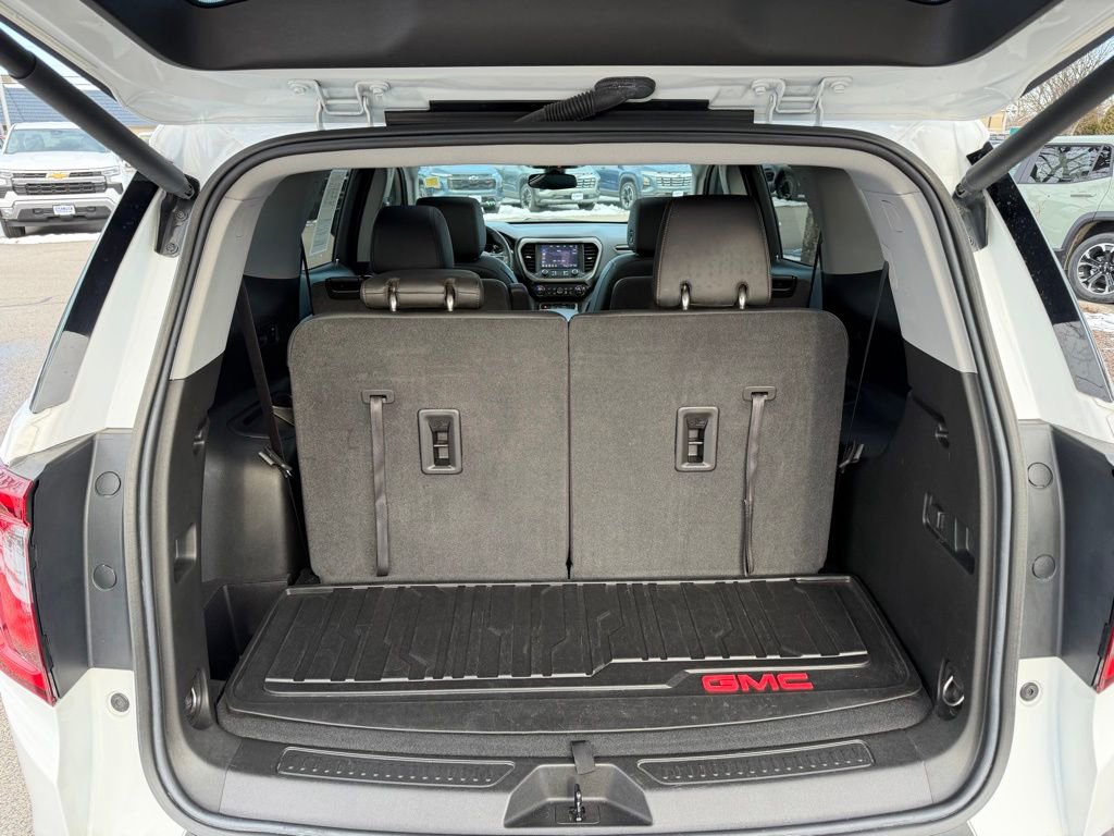 Used 2023 GMC Acadia AT4 w/ Technology Package image 19