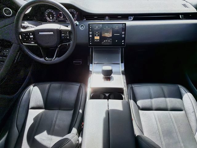 Used 2024 Land Rover Range Rover Evoque Dynamic SE AWD/4WD image 16