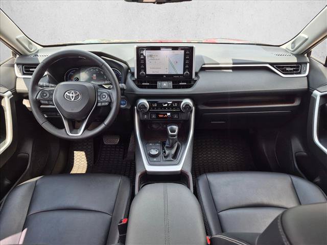 Used 2020 Toyota RAV4 Limited AWD/4WD image 17