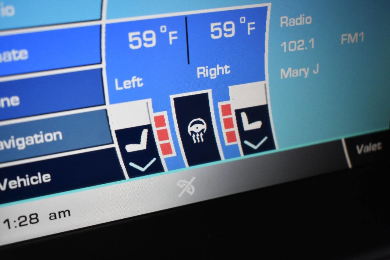 Used 2011 Jaguar XK Coupe image 32