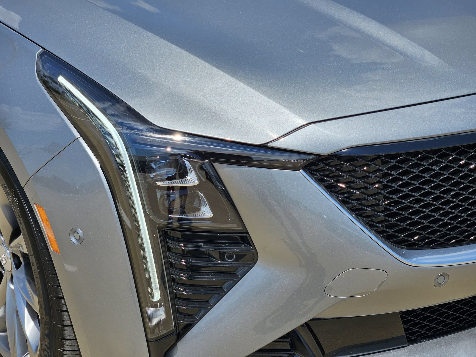 New 2026 Cadillac CT5 Sport w/ Technology Package RWD image 9