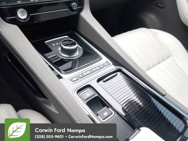 Used 2020 Jaguar F-PACE Portfolio AWD/4WD image 18