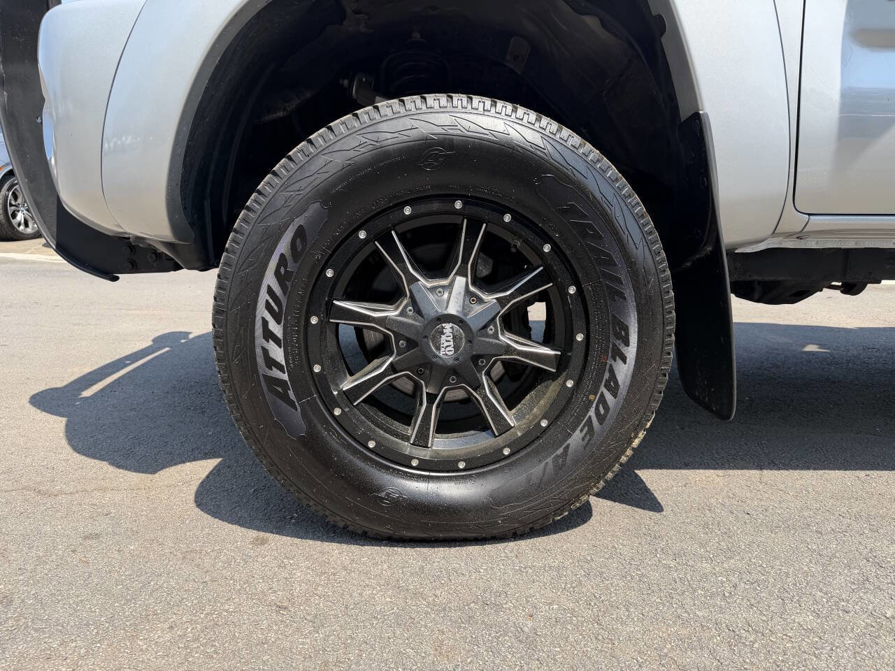 Used 2010 Toyota Tacoma 4x4 Double Cab image 11