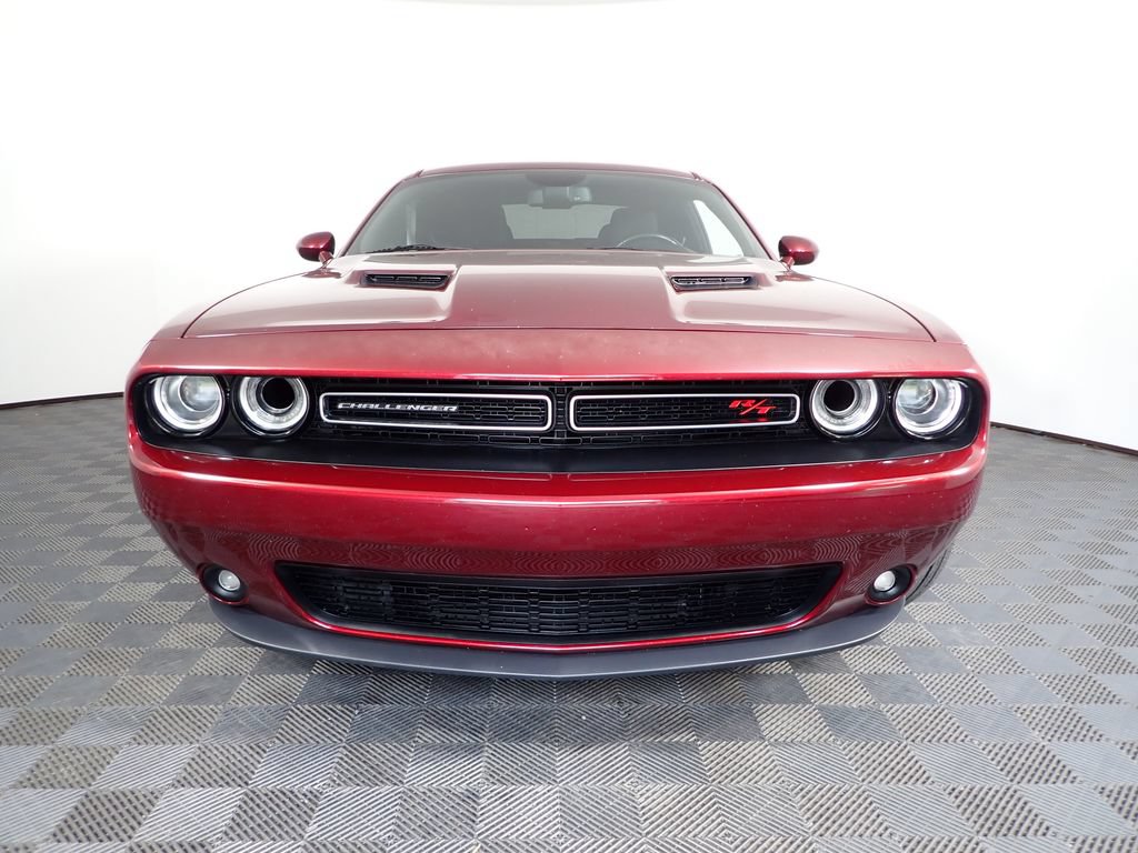 Used 2017 Dodge Challenger R/T RWD image 7
