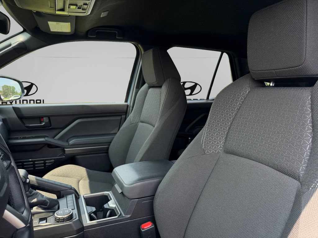 Used 2025 Toyota 4Runner SR5 RWD image 9