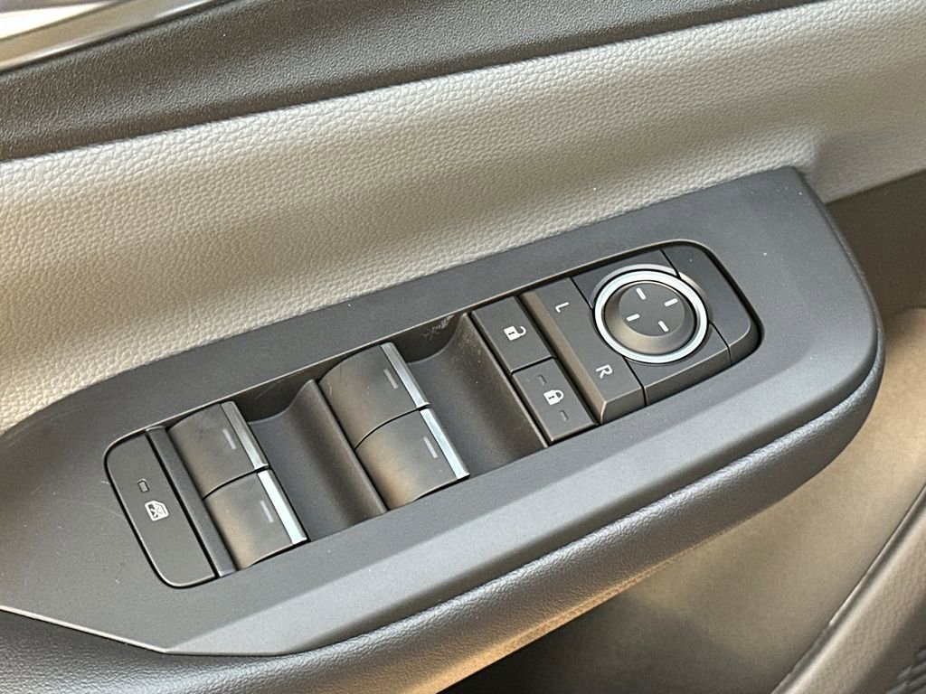 New 2026 Toyota Prius XLE image 14