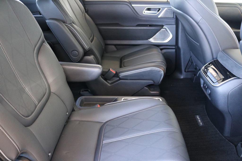 Certified 2025 INFINITI QX80 Sensory image 34