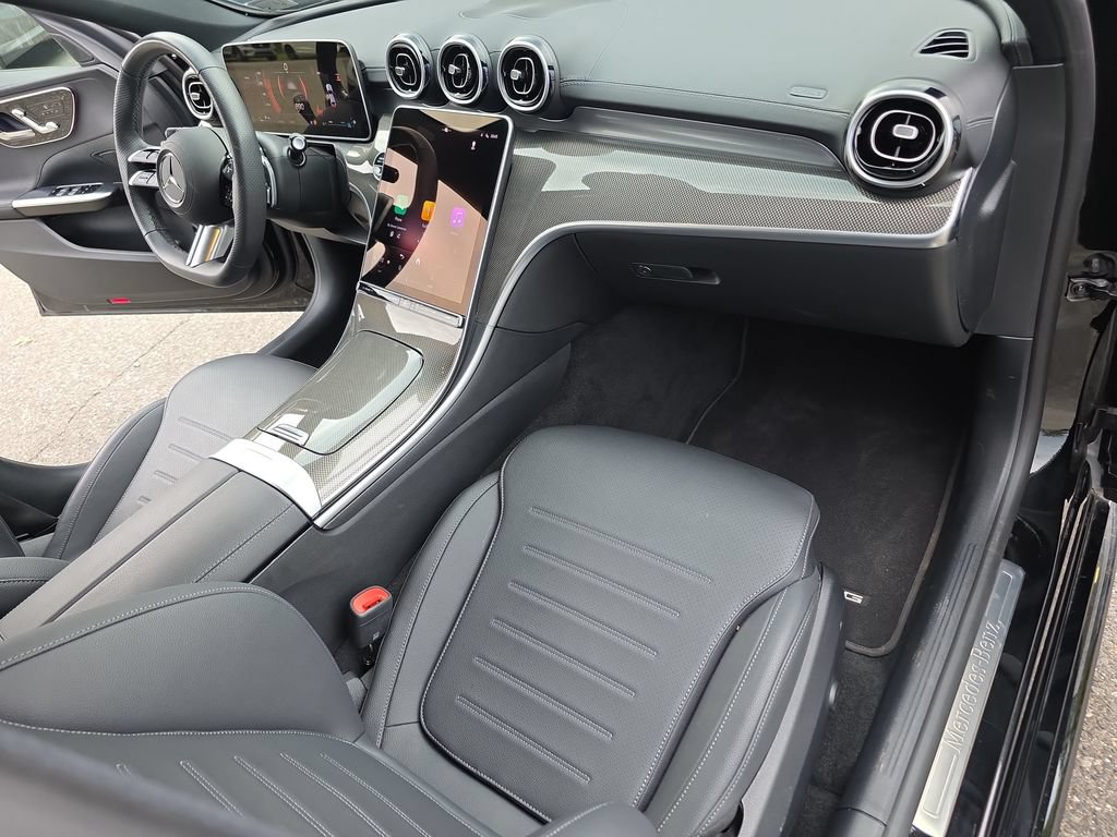 Certified 2025 Mercedes-Benz C 300 4MATIC Sedan image 13