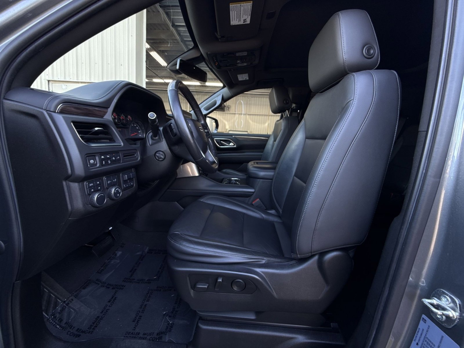 Used 2021 Chevrolet Tahoe Z71 w/ Z71 Signature Package AWD/4WD image 13