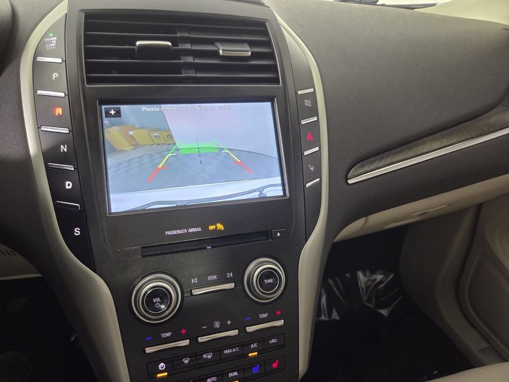 Used 2019 Lincoln MKC Reserve AWD/4WD image 13