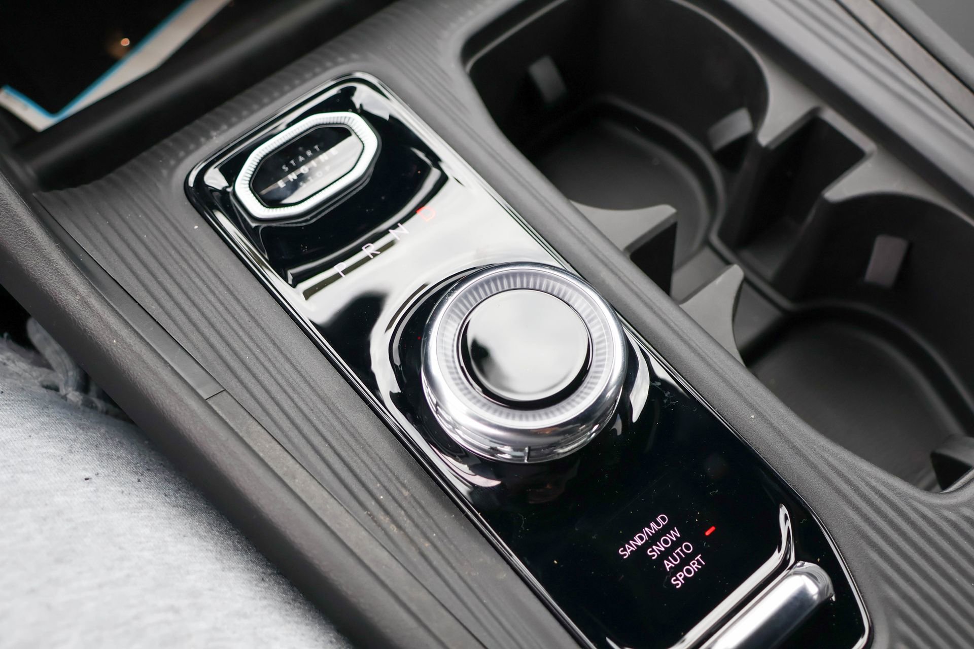 New 2026 Jeep Cherokee Overland image 30