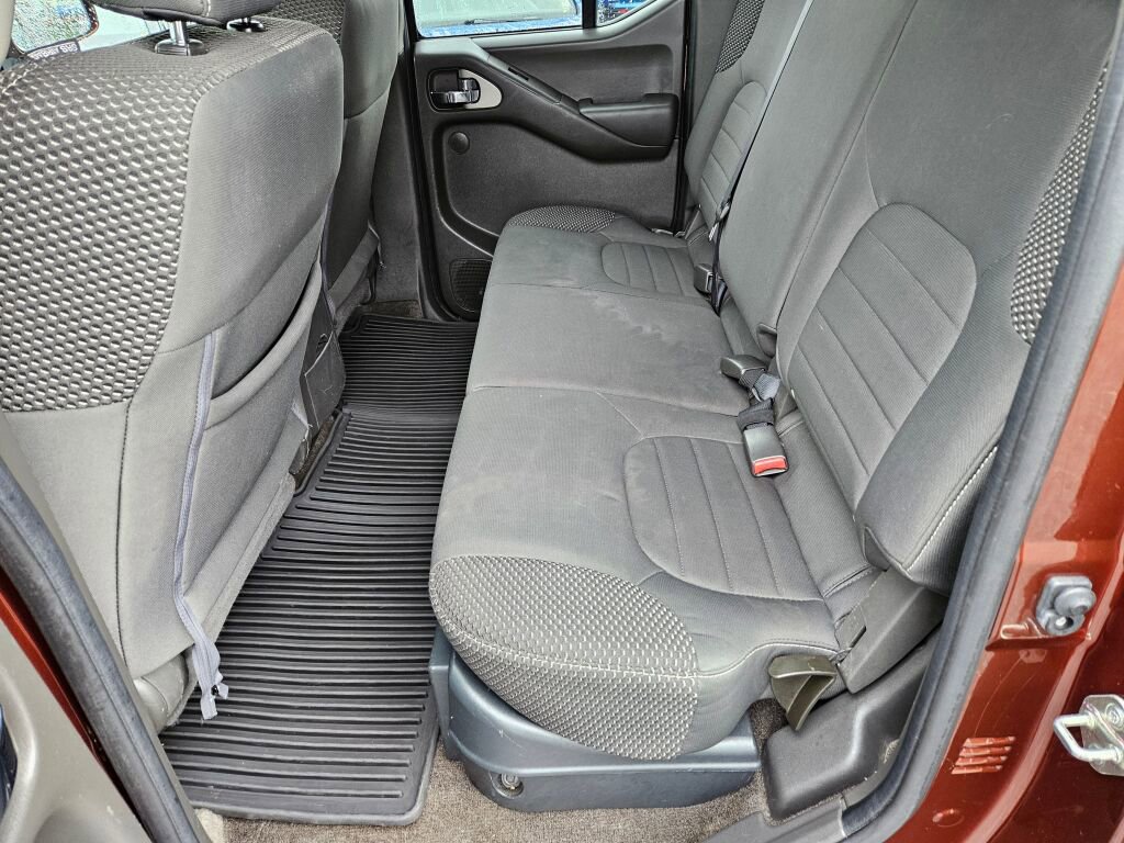 Used 2017 Nissan Frontier PRO-4X AWD/4WD image 11