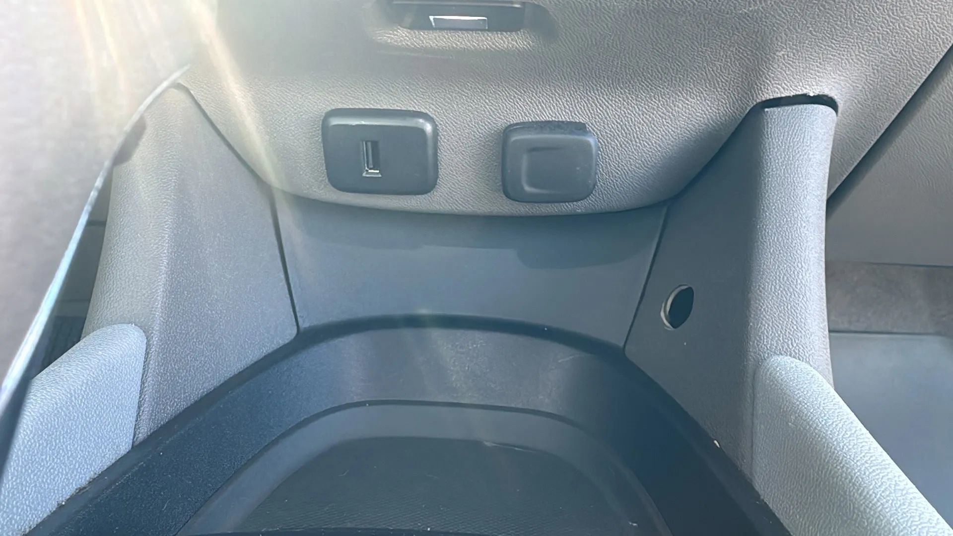 Used 2018 Chevrolet Malibu LS image 19