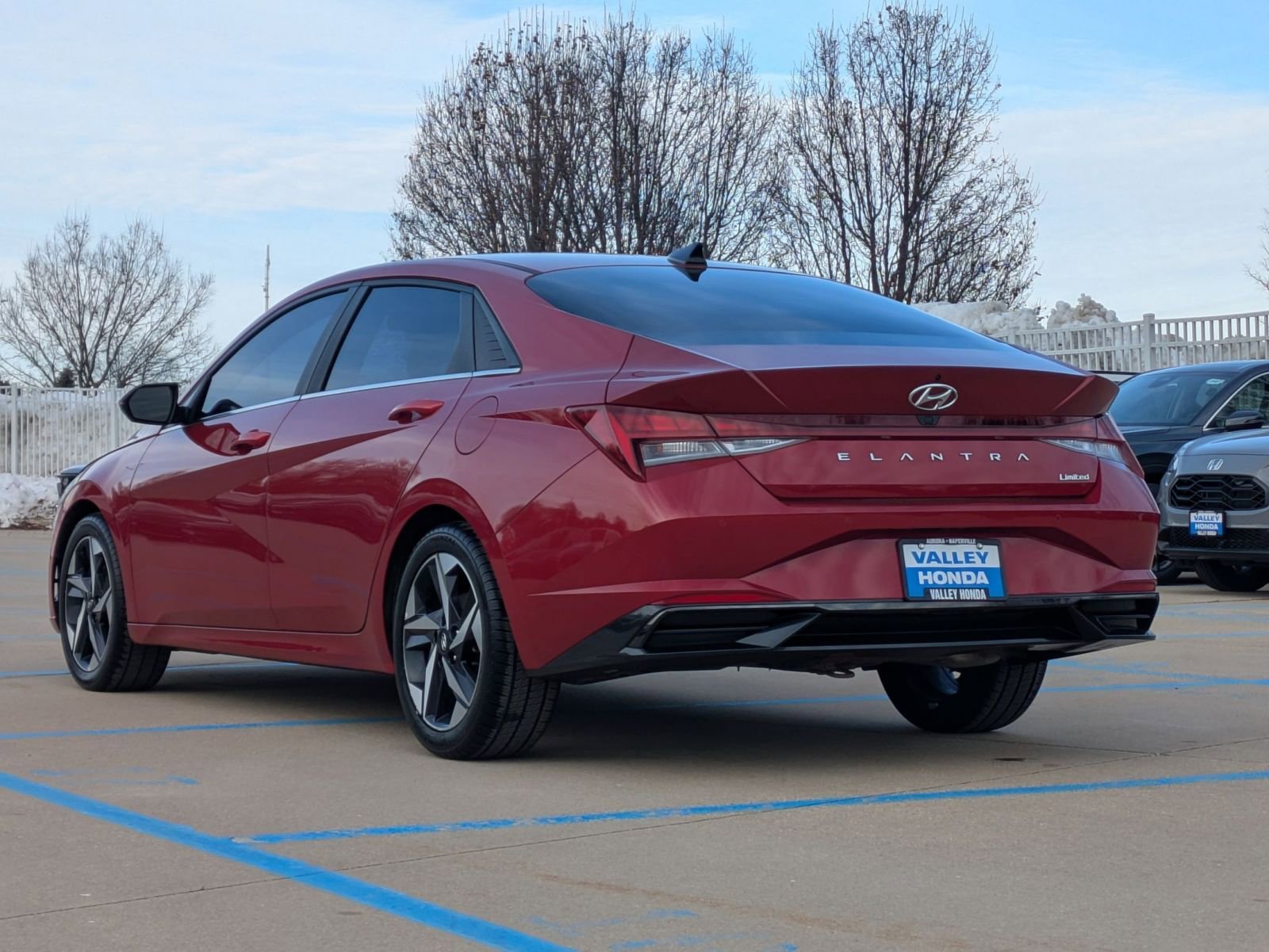 Used 2022 Hyundai Elantra Limited image 8