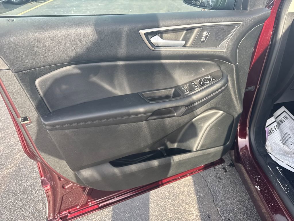 Used 2023 Ford Edge SEL w/ Convenience Package image 29