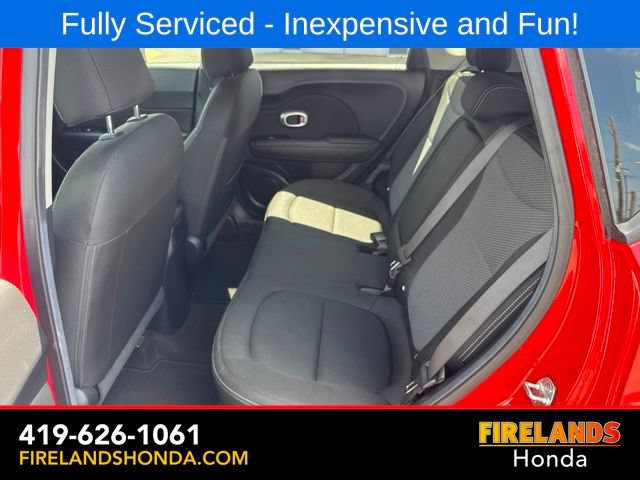 Used 2017 Kia Soul + FWD image 23