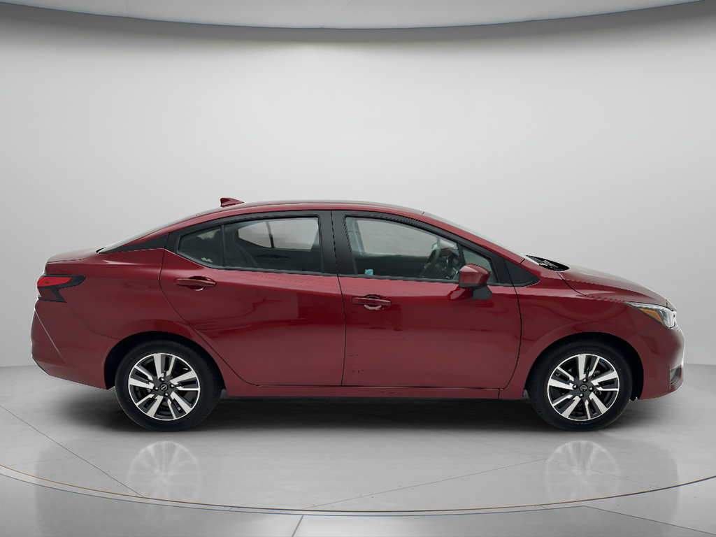 Used 2025 Nissan Versa SV FWD image 3