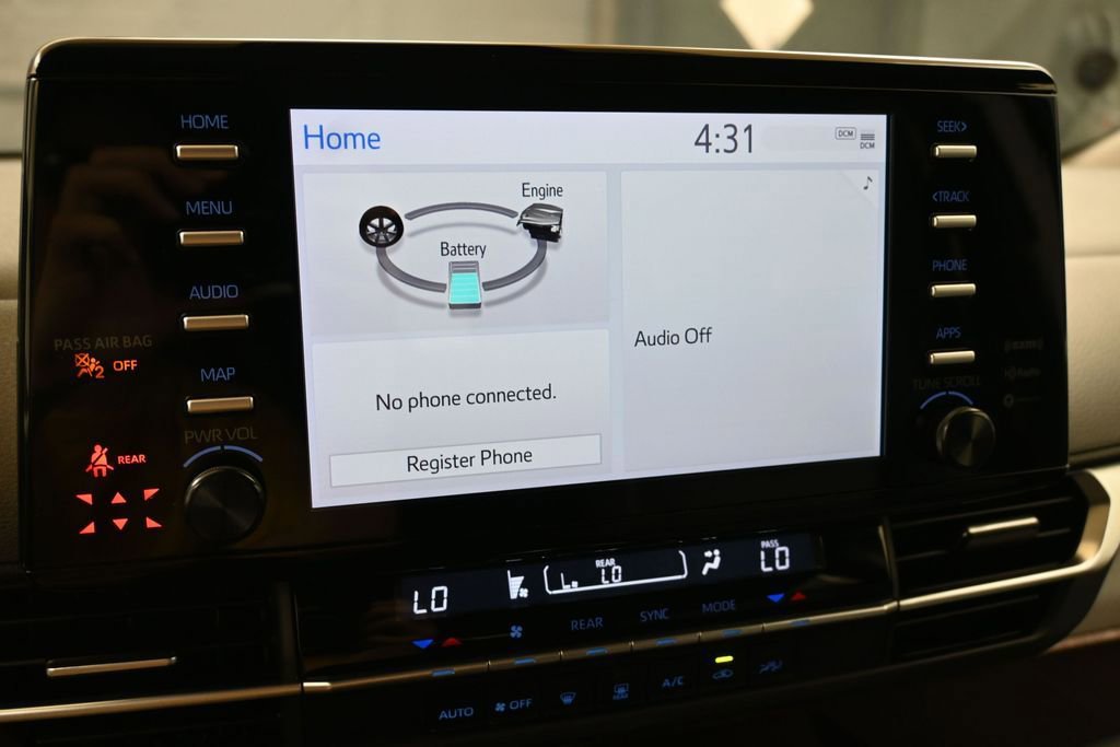 Used 2022 Toyota Sienna LE AWD/4WD image 27