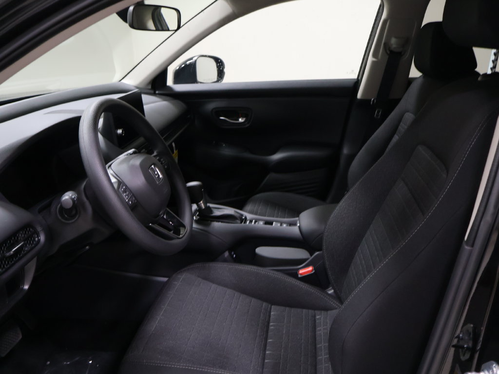 New 2027 Honda HR-V LX image 11