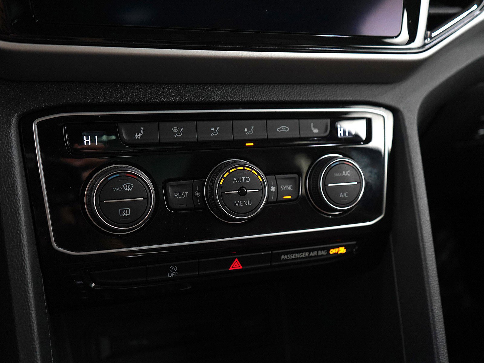 Used 2021 Volkswagen Atlas SEL image 25