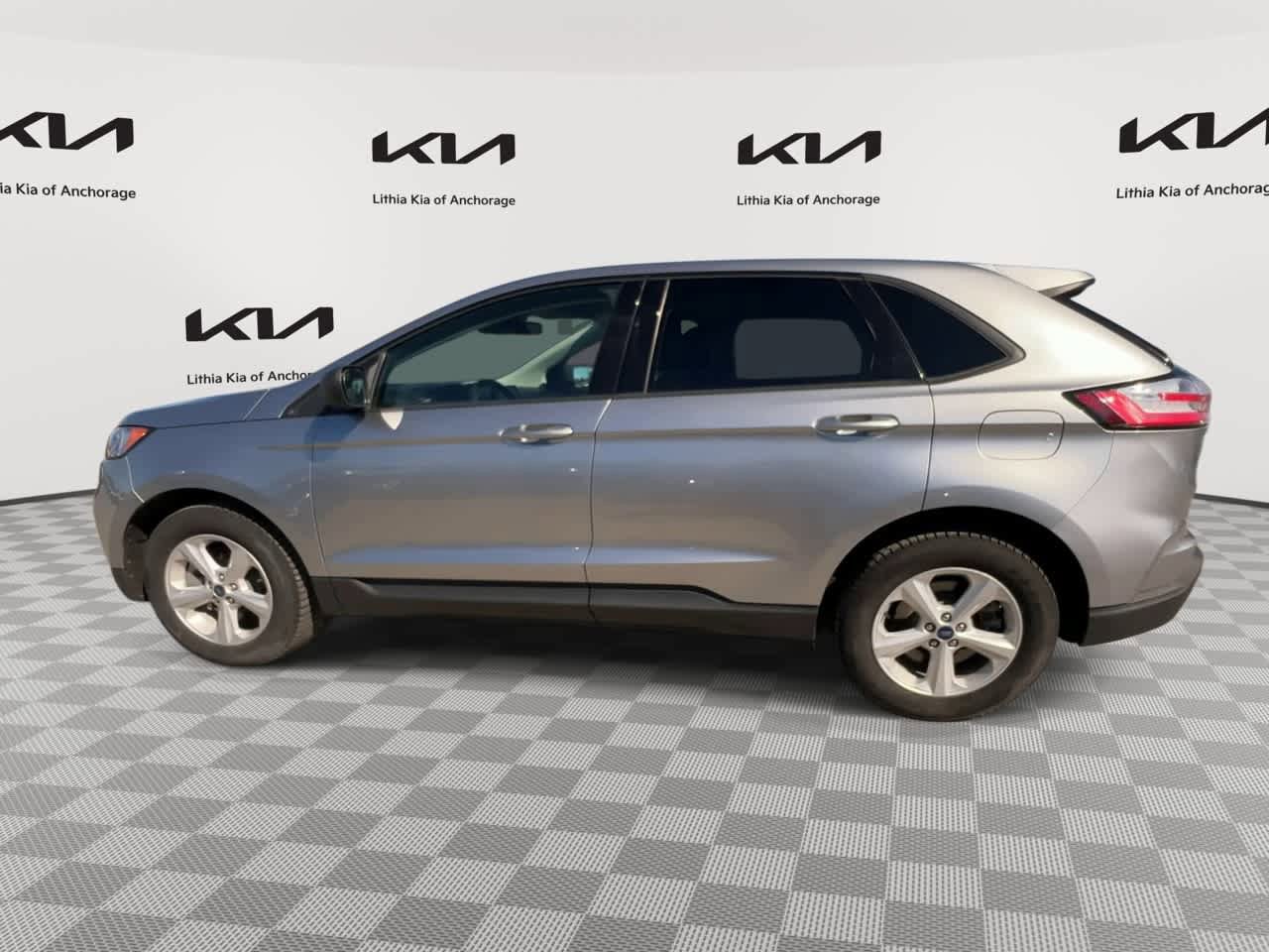 Used 2022 Ford Edge SE AWD/4WD image 5