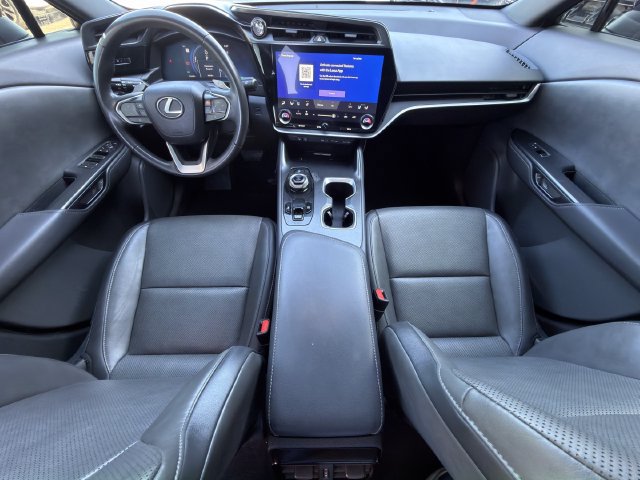 Used 2024 Lexus RZ 300e Premium w/ Technology Package FWD image 9