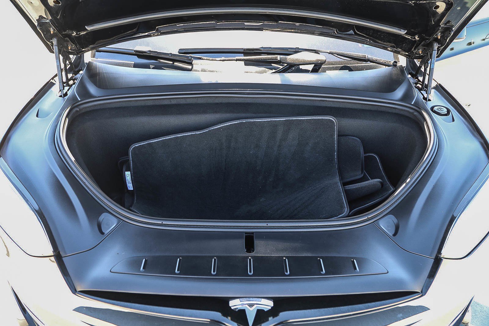 Used 2023 Tesla Model X AWD/4WD image 29