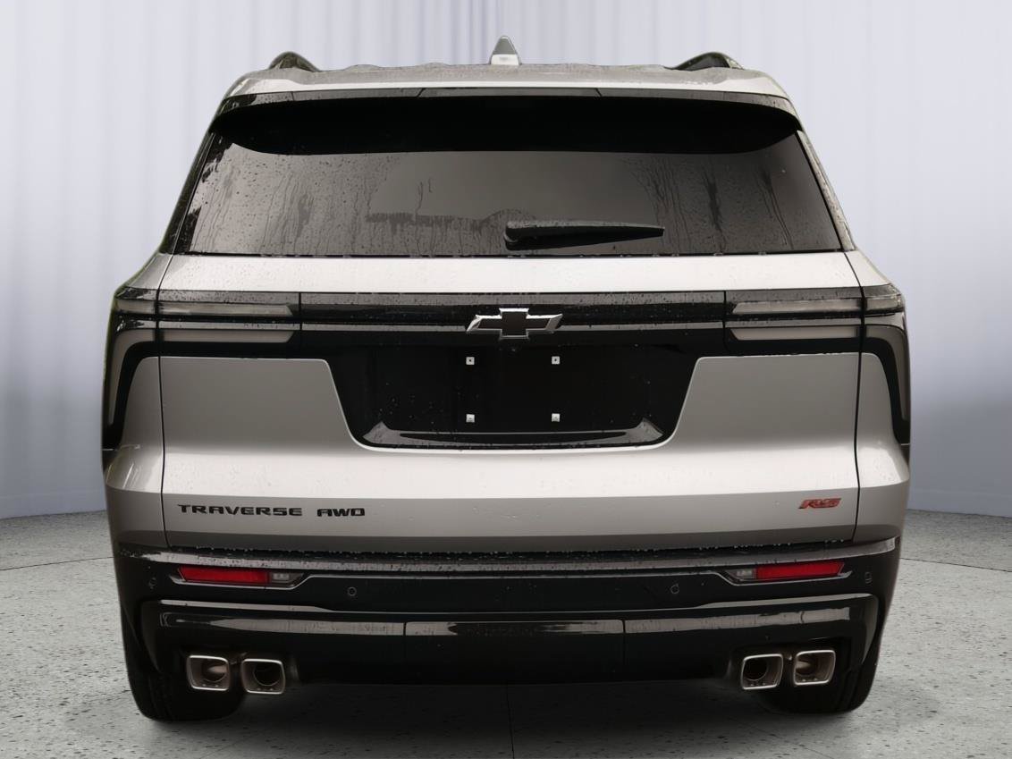 New 2026 Chevrolet Traverse RS w/ LPO, Floor Liner Package AWD/4WD image 6