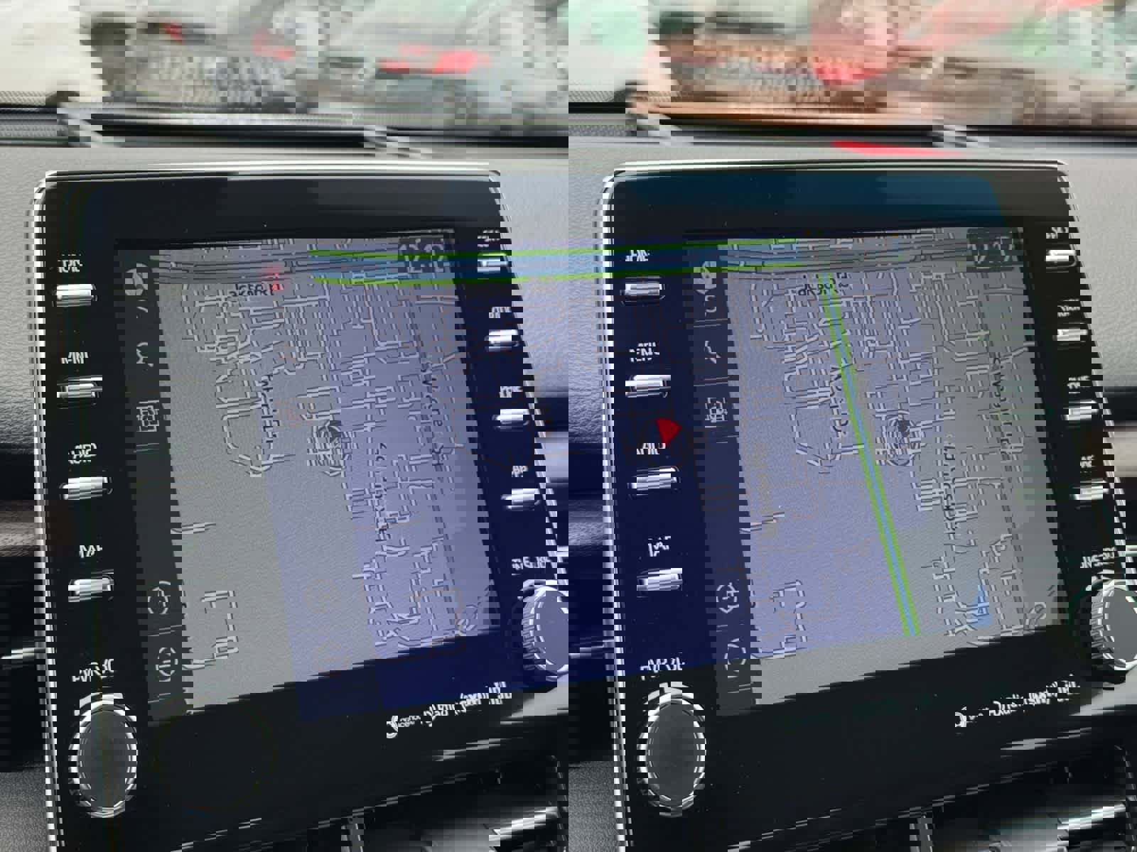 Used 2022 Toyota Avalon Limited image 22