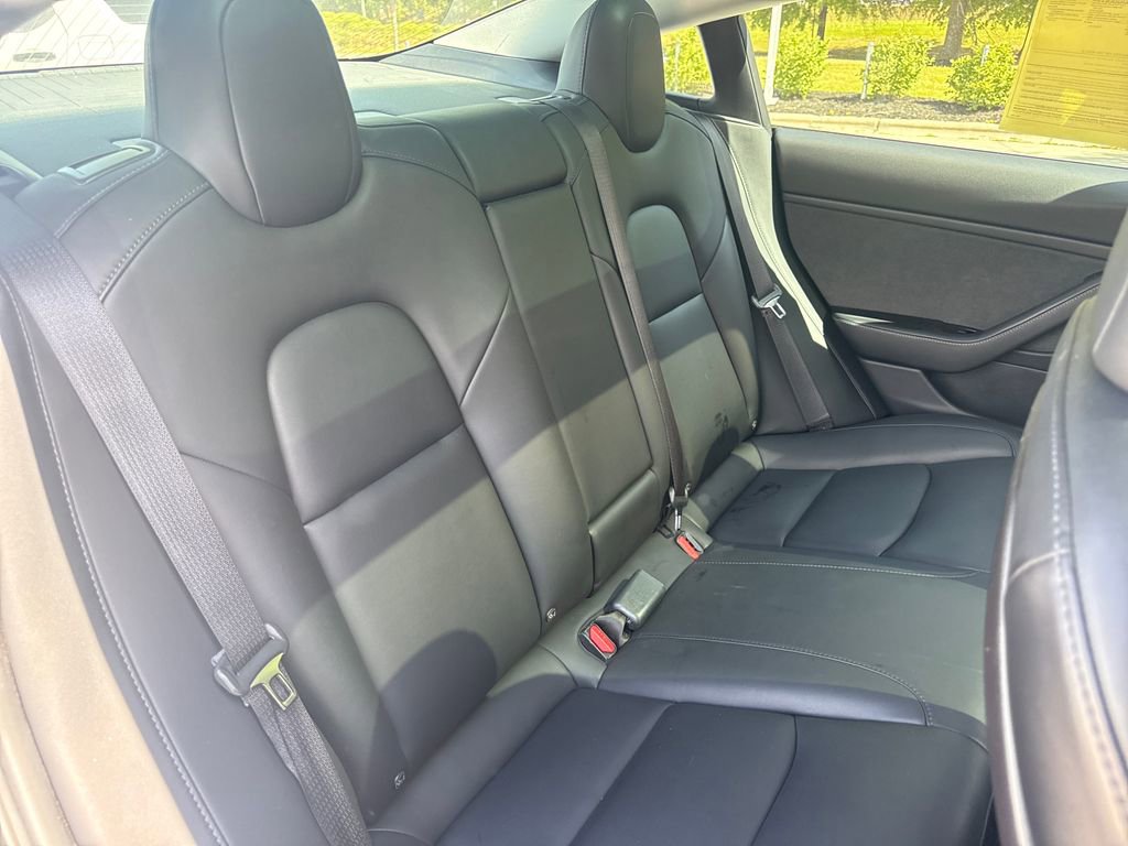 Used 2019 Tesla Model 3 Long Range AWD/4WD image 32