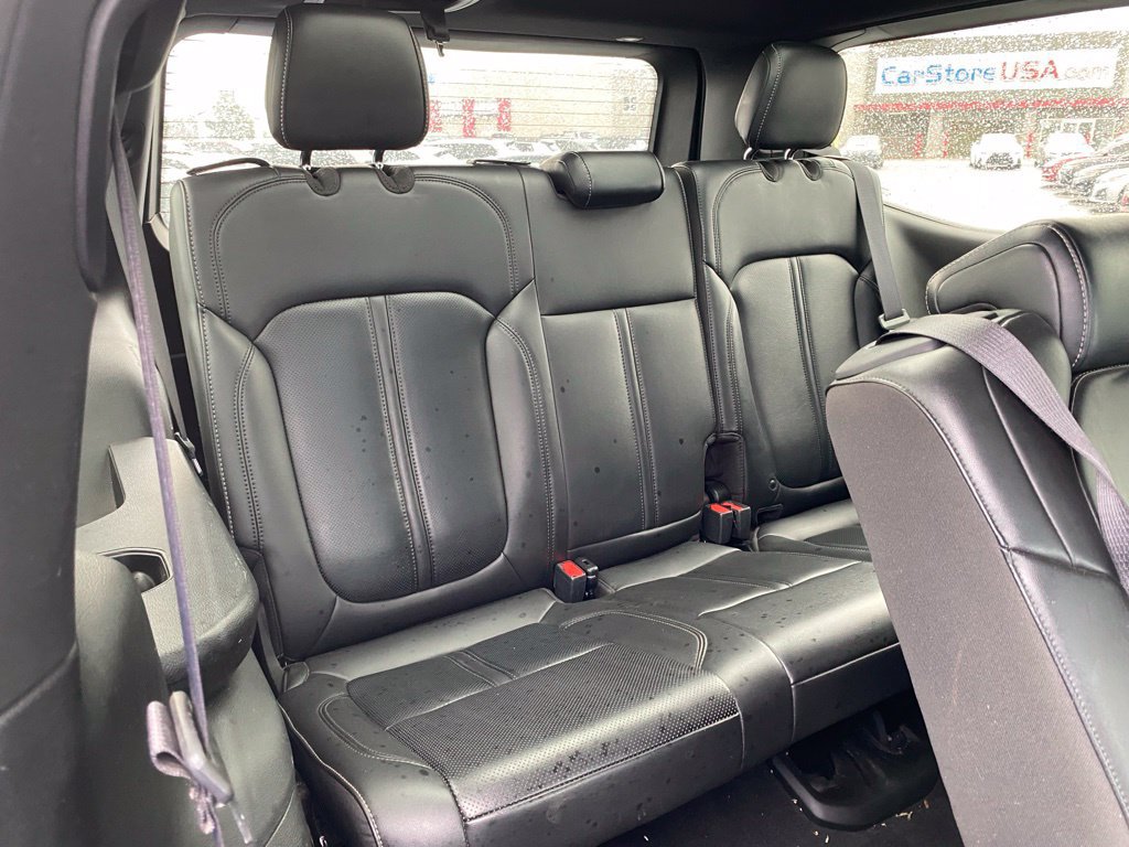 Used 2022 Jeep Wagoneer Series I w/ Premium Group I AWD/4WD image 15