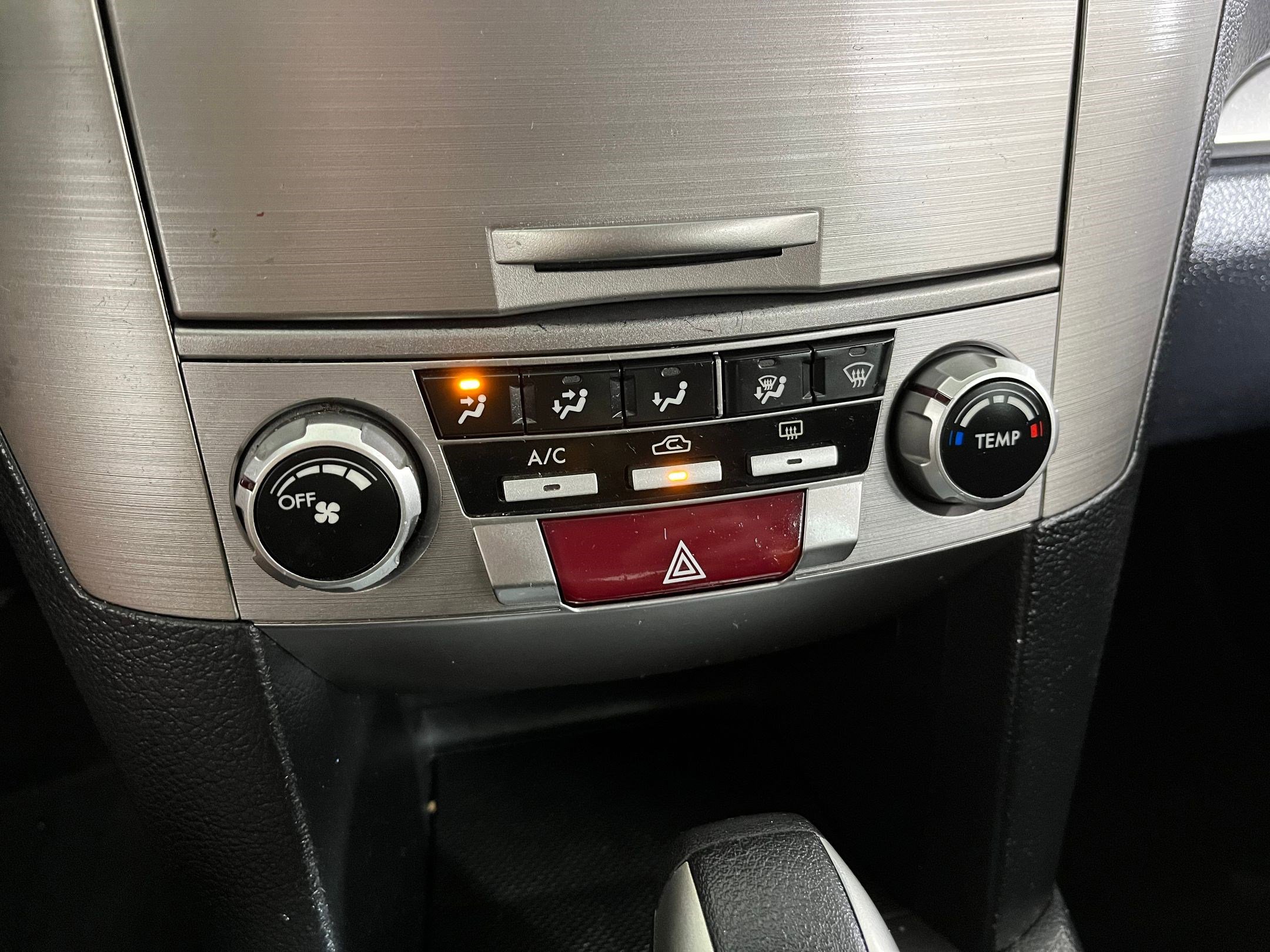 Used 2011 Subaru Legacy 2.5i Premium image 24