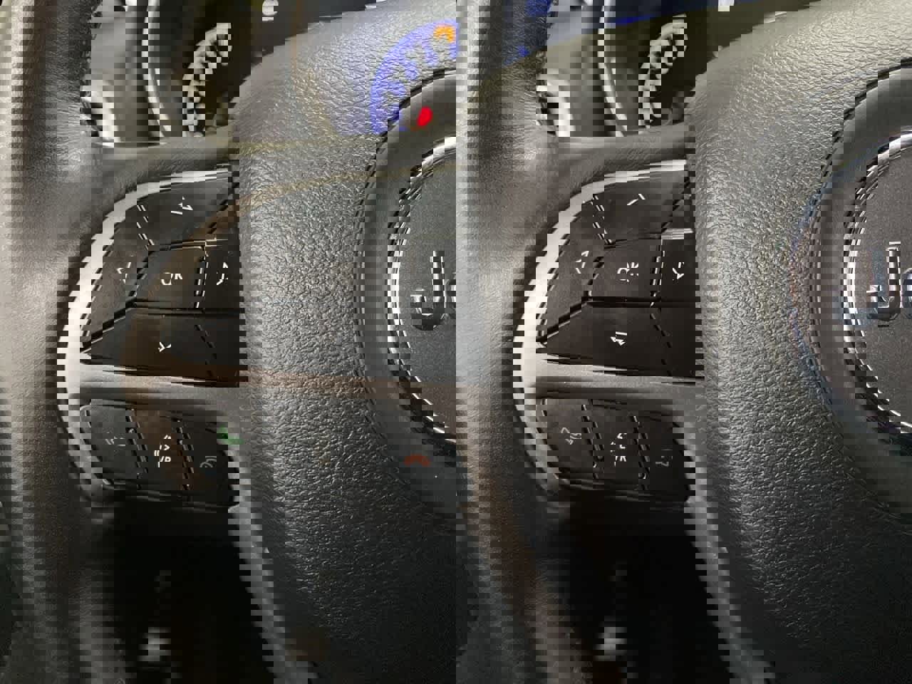 Used 2019 Jeep Grand Cherokee Limited w/ Luxury Group II image 20