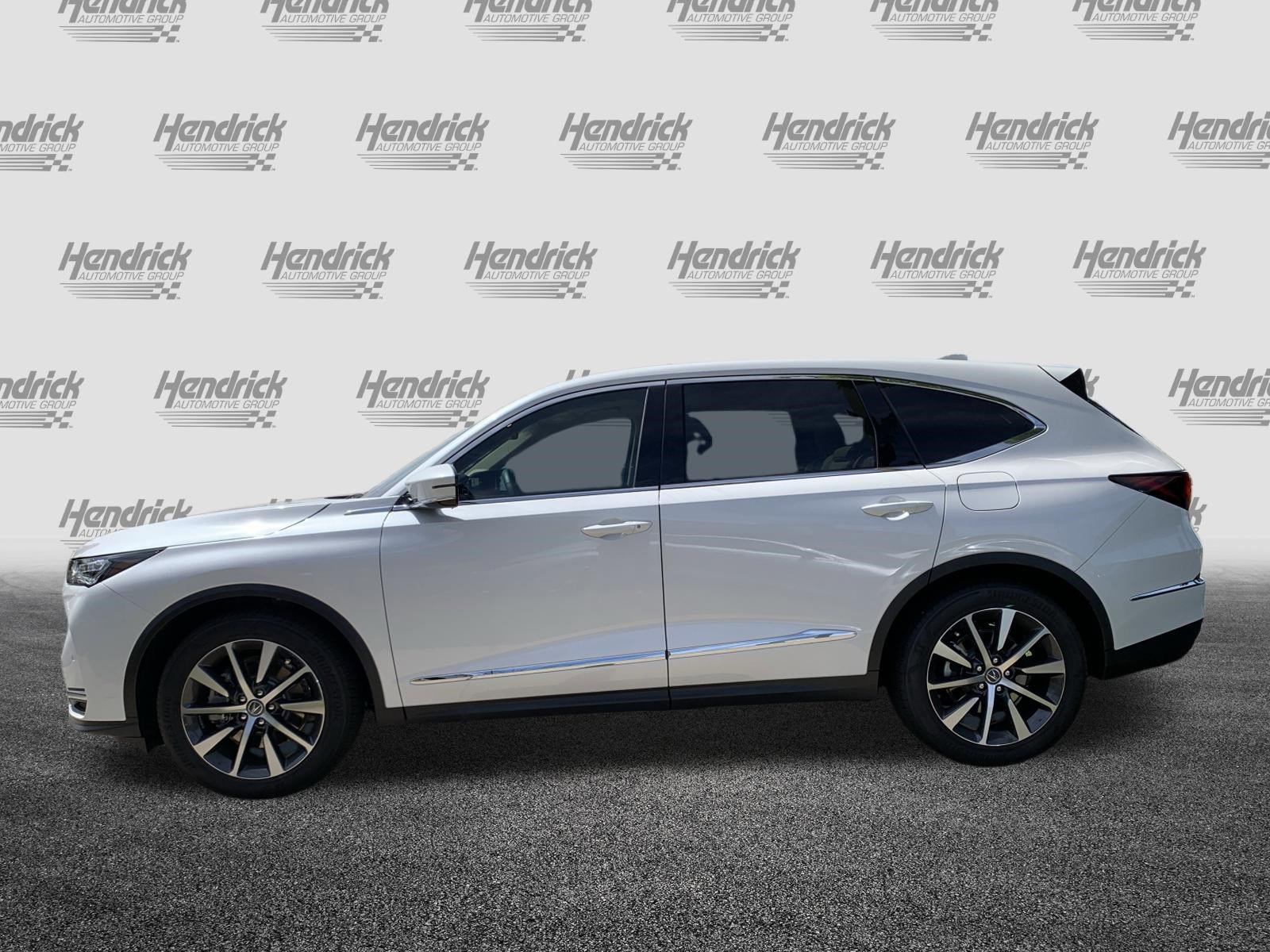 Used 2025 Acura MDX FWD w/ Technology Package image 7