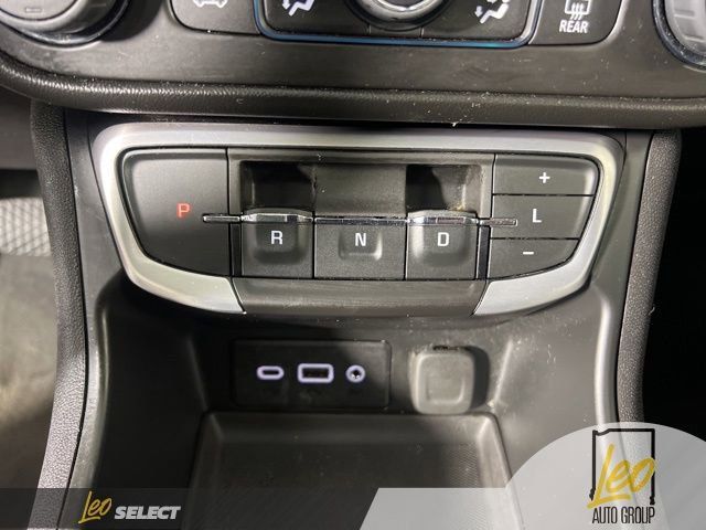 Used 2022 GMC Terrain SLE w/ Driver Convenience Package FWD image 26