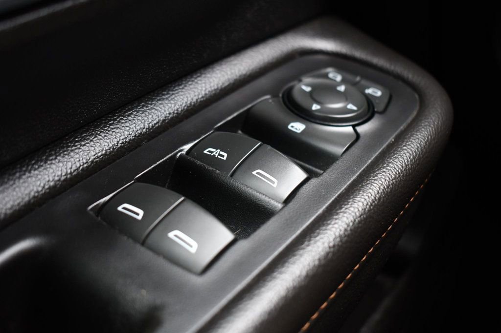 Used 2019 GMC Terrain SLT image 23