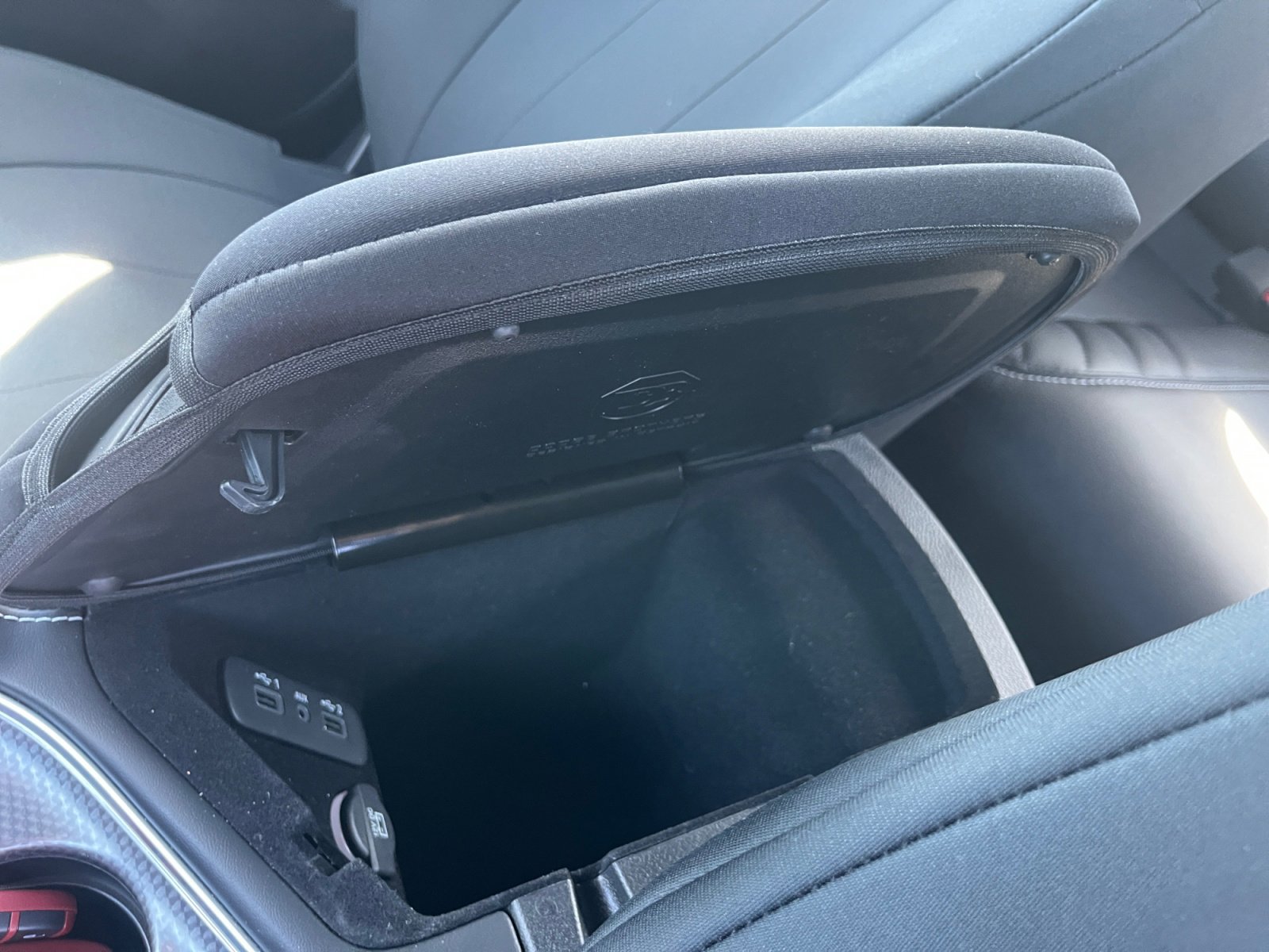 Used 2022 Dodge Challenger SRT Hellcat image 15