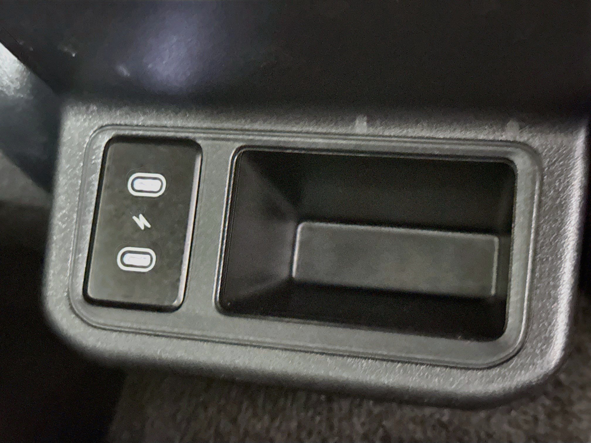 Used 2025 Kia K4 EX FWD image 42