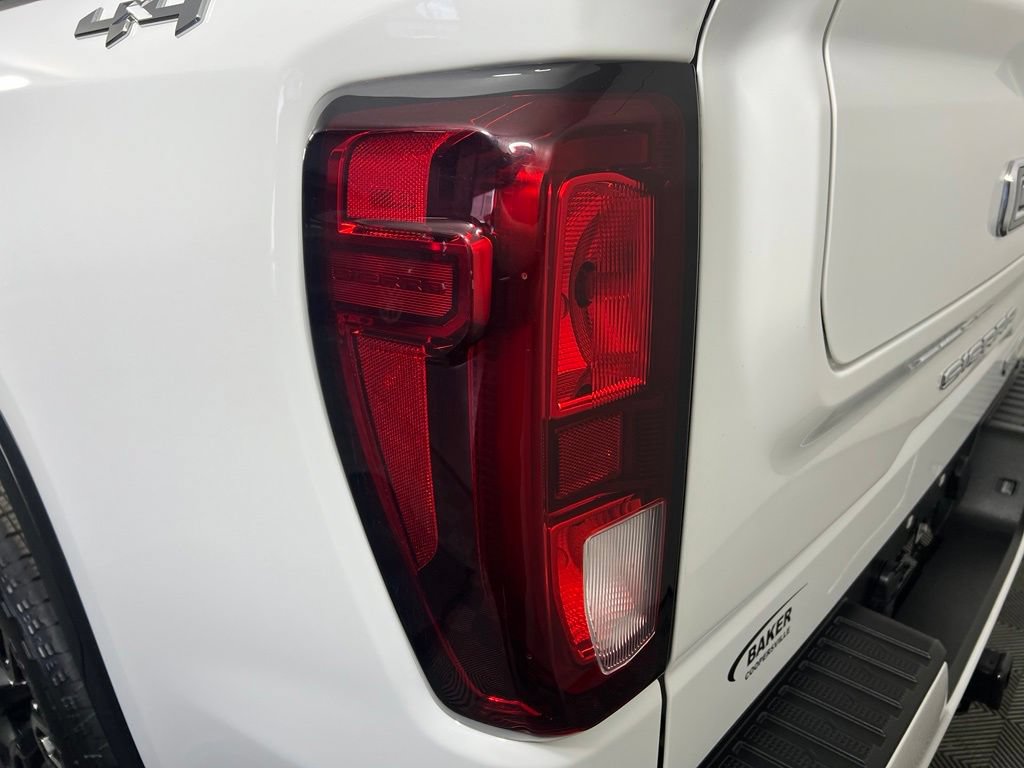Certified 2021 GMC Sierra 1500 Elevation w/ LPO, Elevation Black Package AWD/4WD image 33