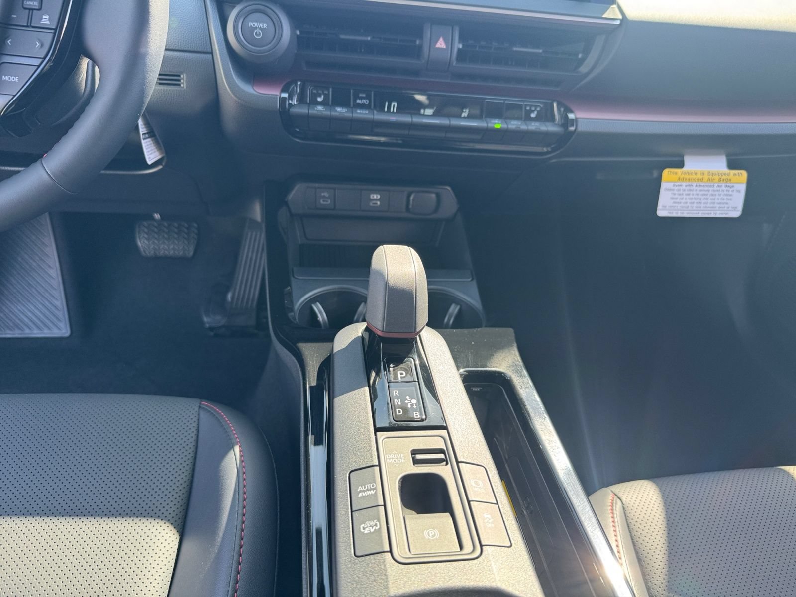 New 2026 Toyota Prius Plug-In Hybrid FWD image 11