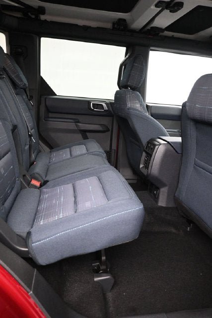Used 2025 Ford Bronco Heritage Edition AWD/4WD image 13
