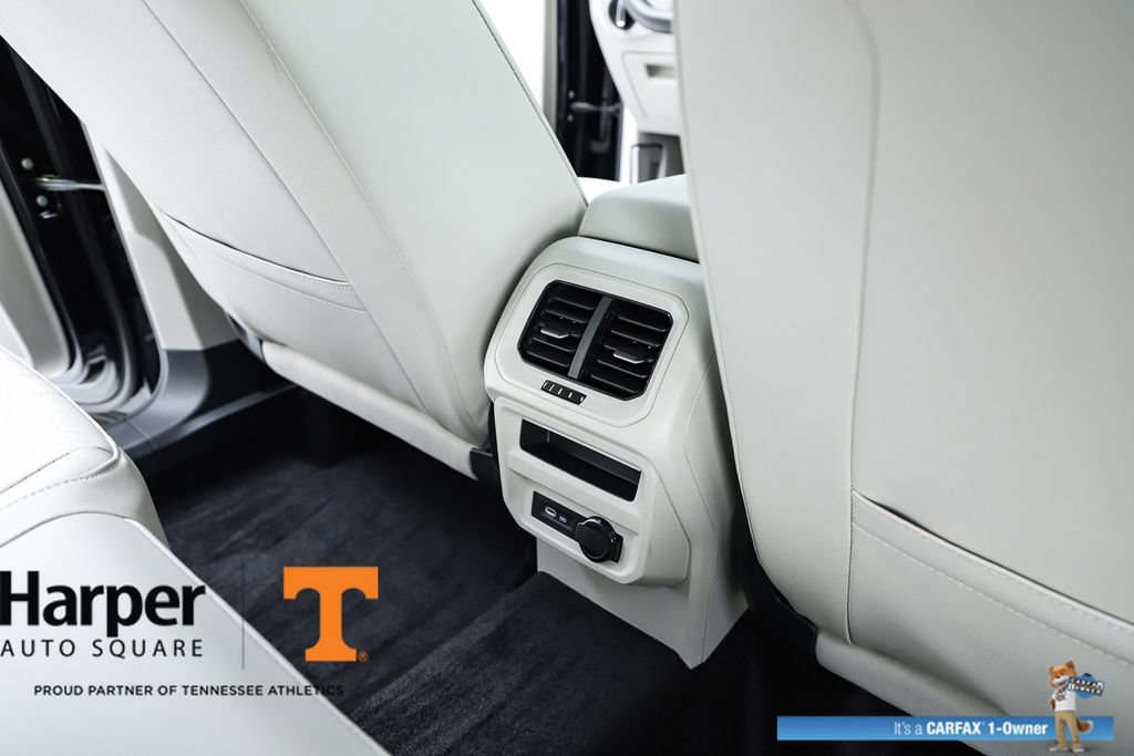Used 2024 Volkswagen Tiguan SE R-Line FWD image 38
