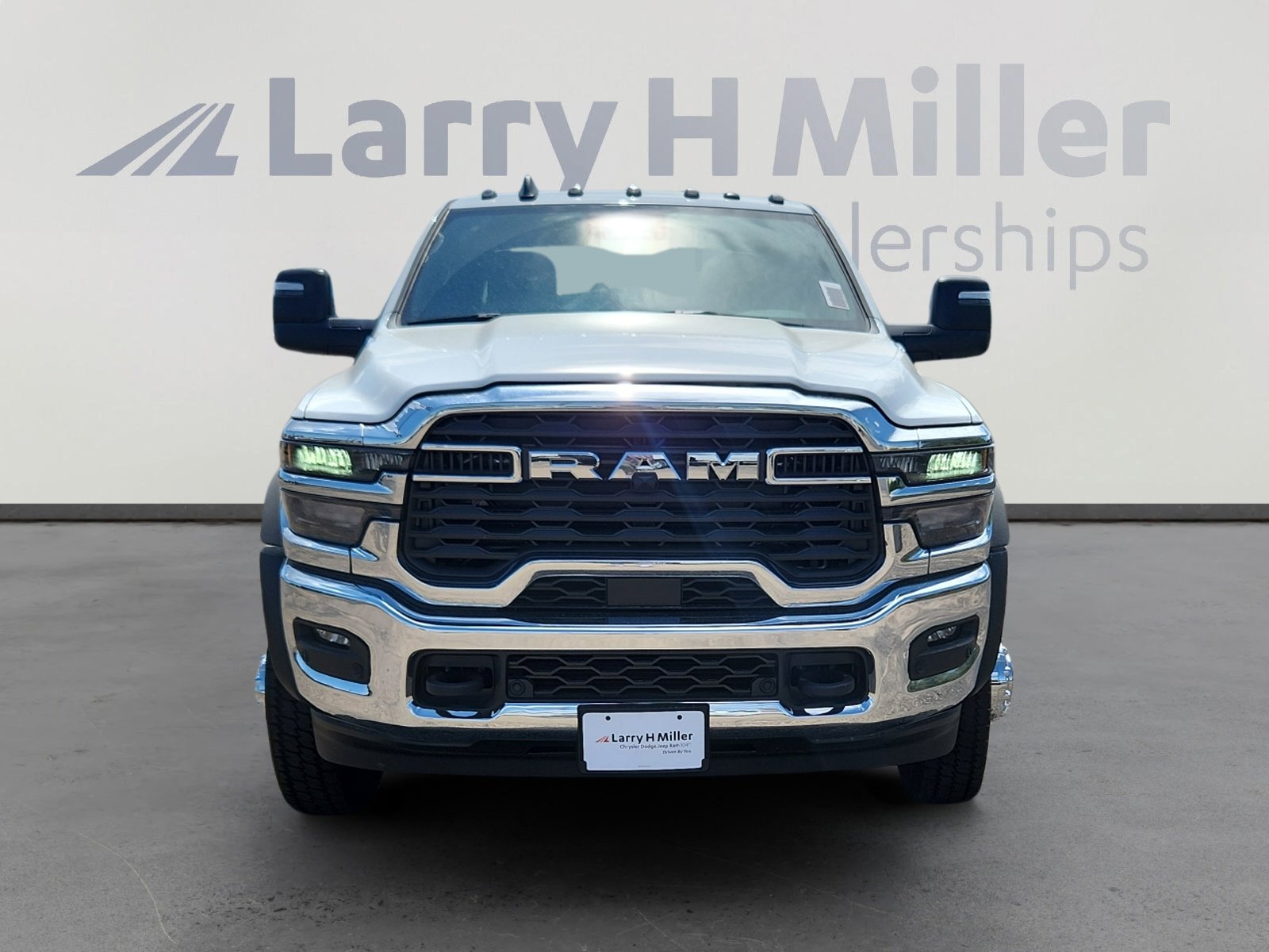 New 2025 RAM 5500 Tradesman image 9