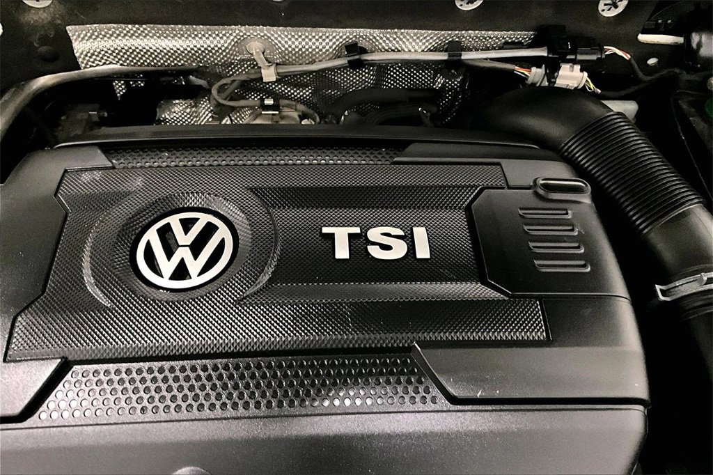Used 2017 Volkswagen GTI S image 28