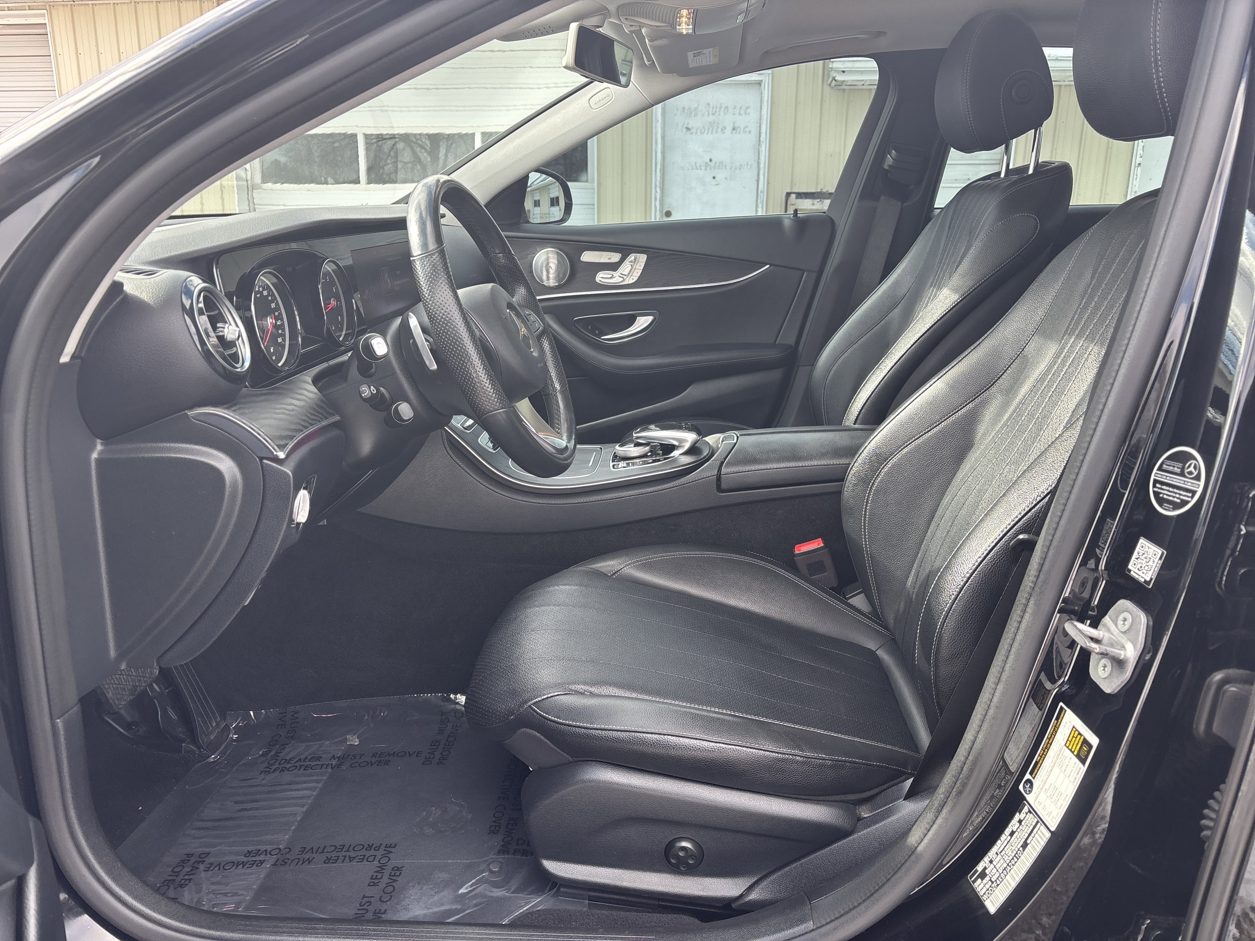 Used 2018 Mercedes-Benz E 300 4MATIC image 14