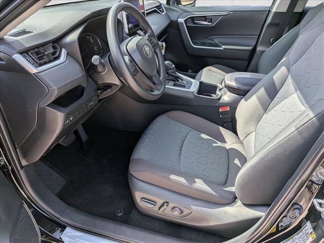 New 2025 Toyota RAV4 XLE image 4
