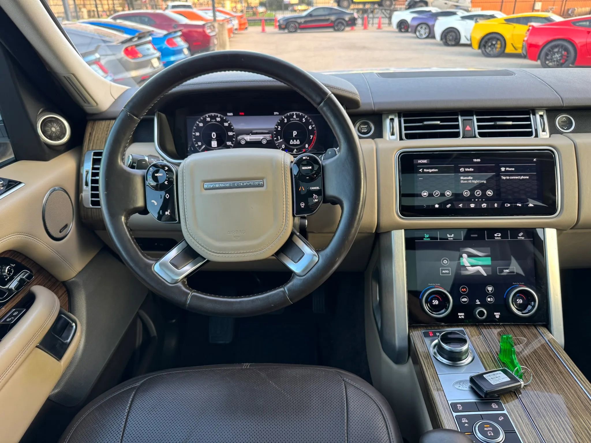 Used 2019 Land Rover Range Rover HSE AWD/4WD image 29