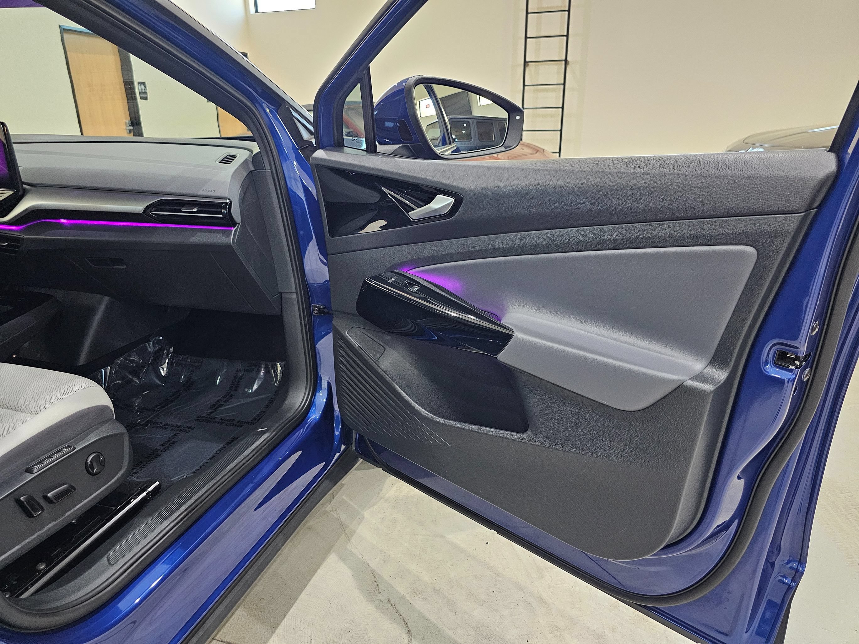 Used 2022 Volkswagen ID.4 Pro S RWD image 36